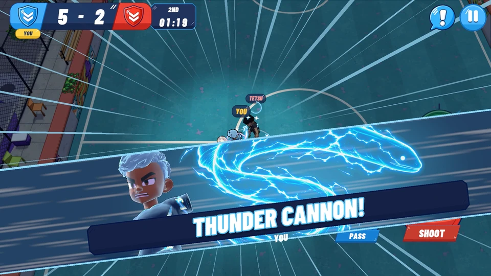Thunder Cannon cut-in over a street-football match with the mobile controls visible.